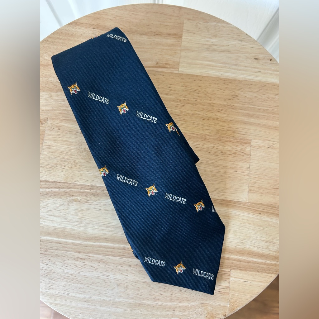 Vintage Kentucky Wildcats Necktie Vintage Kentucky Wildcats Necktie